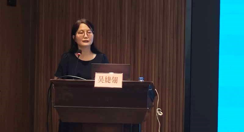 吴婕翎.jpg